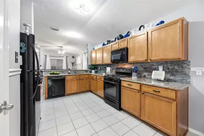 20723 Dewberry Creek Lane, Katy, TX 77449 - Photo 12