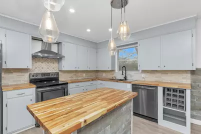 1314 Hooks Street, Crockett, TX 75835 - Photo 14