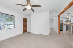 1314 Hooks St, Crockett, TX 75835 - Photo 6