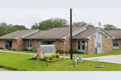 1749 E Henderson Rd, Angleton, TX 77515 - Photo 6