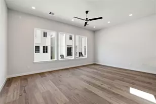 3909 Willowbend Pt Dr, Houston, TX 77025 - Photo 14