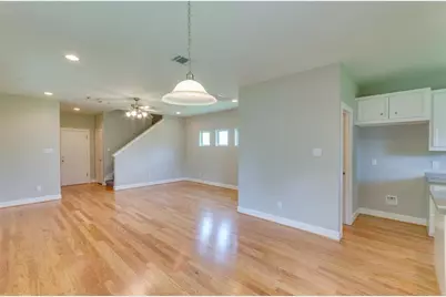 612 E 38th Street, Houston, TX 77022 - Photo 8