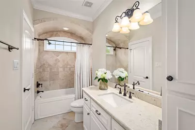 4506 Bryn Mawr Lane, Houston, TX 77027 - Photo 18