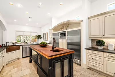 4506 Bryn Mawr Lane, Houston, TX 77027 - Photo 6