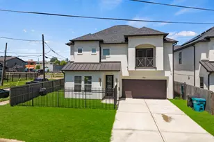 1703 Wipprecht St, Houston, TX 77020 - Photo 2
