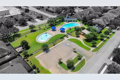 7510 Waterlilly Lane, Pearland, TX 77581 - Photo 36