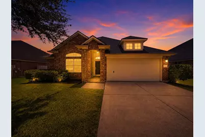 7510 Waterlilly Lane, Pearland, TX 77581 - Photo 2