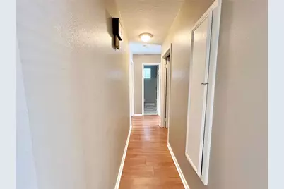 303 Brigadoon Lane, Friendswood, TX 77546 - Photo 10