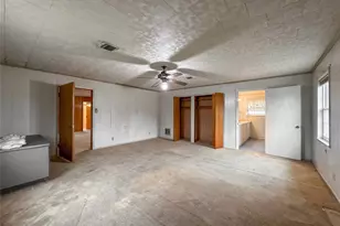 1045 12th St, Dickinson, TX 77539 - Photo 18