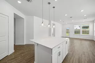 318 Ruby Frd Dr, Cove, TX 77523 - Photo 8