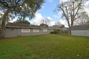 6523 Underhill St, Houston, TX 77092 - Photo 10