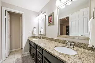 2255 Braeswood Park, Houston, TX 77030 - Photo 26
