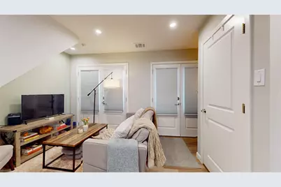 1410 Hyde Park Boulevard #104, Houston, TX 77006 - Photo 6