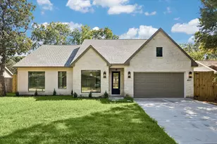 4817 Kingfisher Dr, Houston, TX 77035 - Photo 1