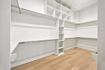 4817 Kingfisher Drive, Houston, TX 77035 - Photo 14