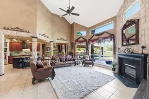 11823 Canyon Mills Dr, Houston, TX 77095 - Photo 2