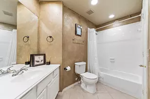 11823 Canyon Mills Dr, Houston, TX 77095 - Photo 24