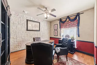 11823 Canyon Mills Drive, Houston, TX 77095 - Photo 8