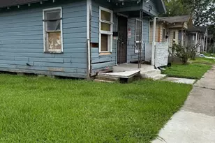 2238 Hutton St, Houston, TX 77026 - Photo 2