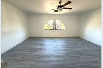 7430 Claiborne Street, Houston, TX 77016 - Photo 6