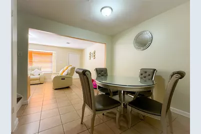 6551 S Briar Bayou Drive, Houston, TX 77072 - Photo 6