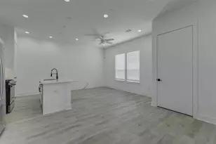 5705 Elysium St, Houston, TX 77091 - Photo 10