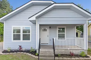7928 Elvera St, Houston, TX 77012 - Photo 2