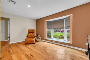 1302 Chestnut Ridge Rd, Houston, TX 77339 - Photo 6