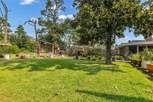 1302 Chestnut Ridge Rd, Houston, TX 77339 - Photo 36