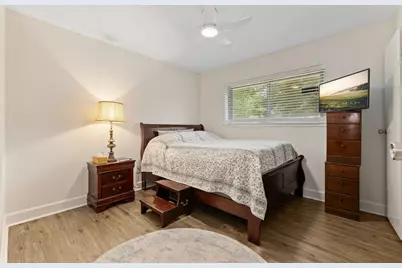 5705 Woodville Lane, Pearland, TX 77584 - Photo 12