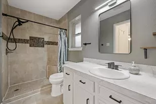 5705 Woodville Ln, Pearland, TX 77584 - Photo 14