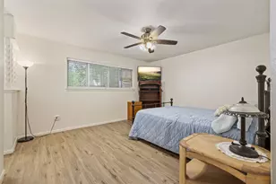 5705 Woodville Ln, Pearland, TX 77584 - Photo 10