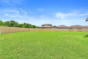 12403 Wild Strawberry Rd, Houston, TX 77038 - Photo 32