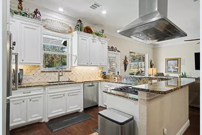 15569 Crown Oaks Drive, Montgomery, TX 77316 - Photo 38