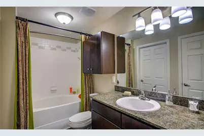 2951 N Loop 336 W #325, Conroe, TX 77304 - Photo 12