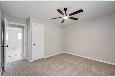 4735 Theall Road, Houston, TX 77066 - Photo 36