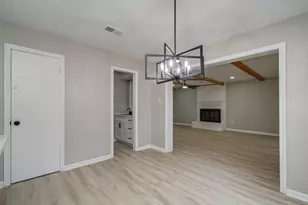 4735 Theall Rd, Houston, TX 77066 - Photo 14