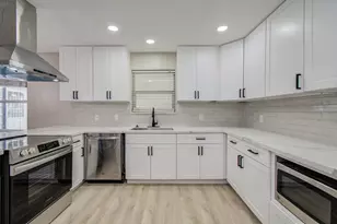 4735 Theall Rd, Houston, TX 77066 - Photo 16