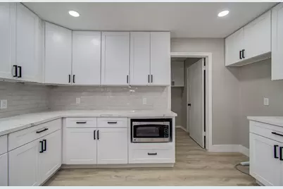 4735 Theall Road, Houston, TX 77066 - Photo 18