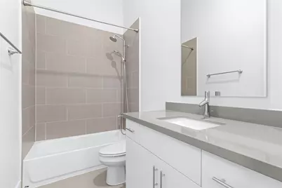 1215 Hickory Street #C, Houston, TX 77007 - Photo 10