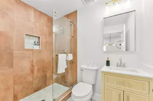 7103 Long Point Rd, Houston, TX 77055 - Photo 14