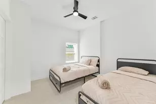 7103 Long Point Rd, Houston, TX 77055 - Photo 12