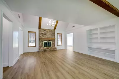 5714 Spanish Oak Drive, Houston, TX 77066 - Photo 2