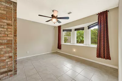 10010 Lost Pine Drive, Baytown, TX 77521 - Photo 8