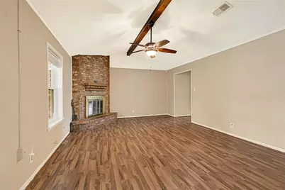 10010 Lost Pine Drive, Baytown, TX 77521 - Photo 6