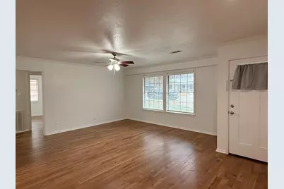 204 Meadow Lane, Brenham, TX 77833 - Photo 4