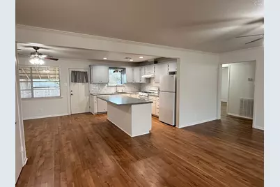 204 Meadow Lane, Brenham, TX 77833 - Photo 2