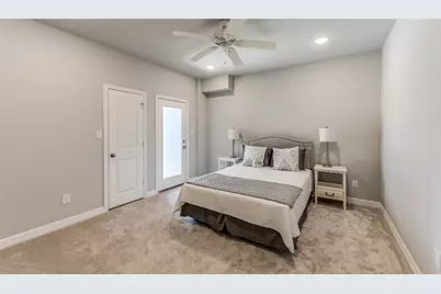 605 W 24th Street, Houston, TX 77008 - Photo 24