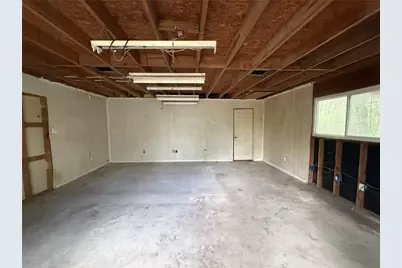 341 Maple Lane, Conroe, TX 77304 - Photo 14