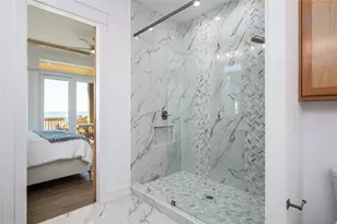 2631 Holiday, Crystal Beach, TX 77650 - Photo 36